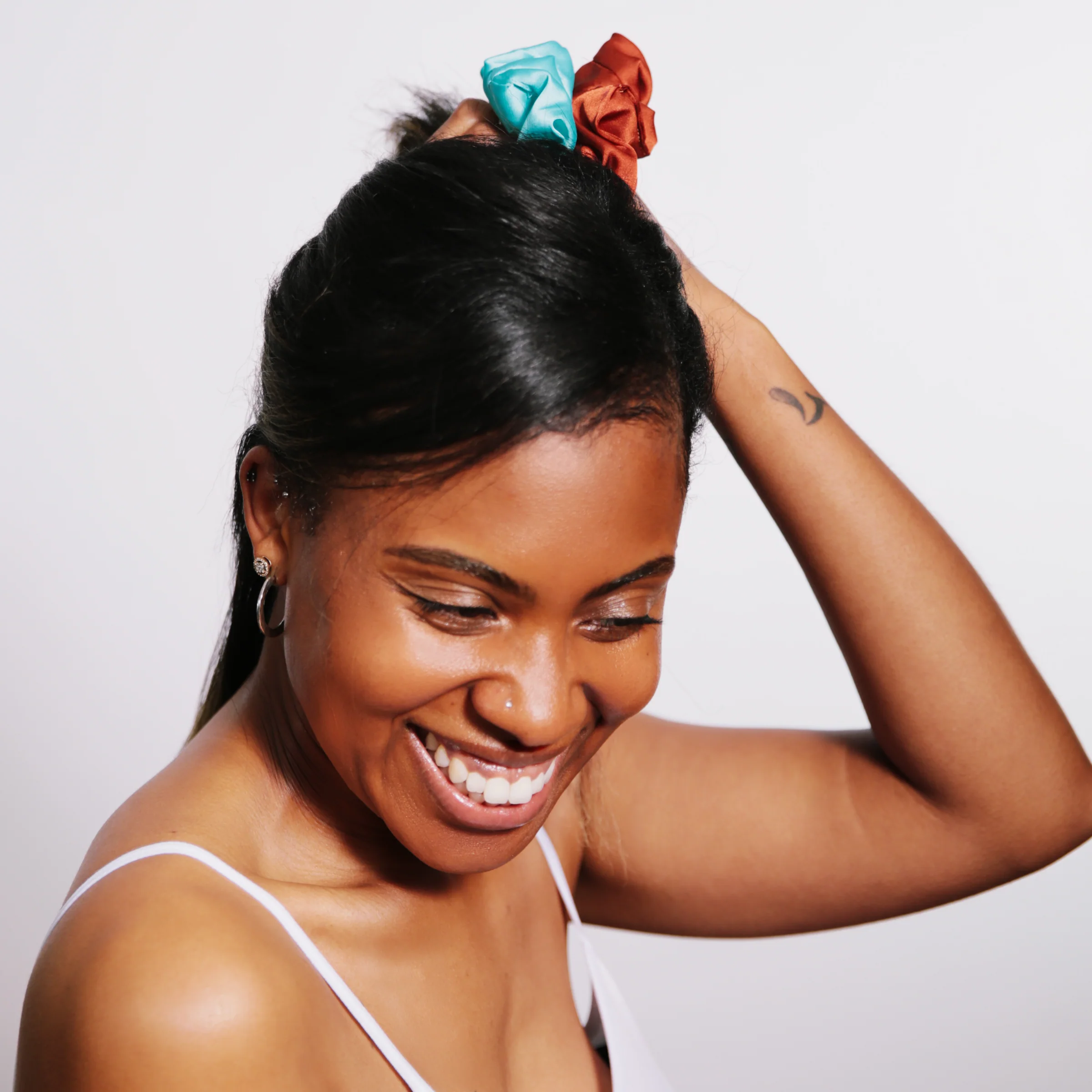 Luxe Satin Scrunchies (5-pack) - Limited Edition Cinnamon Swirl Collection - Image 6